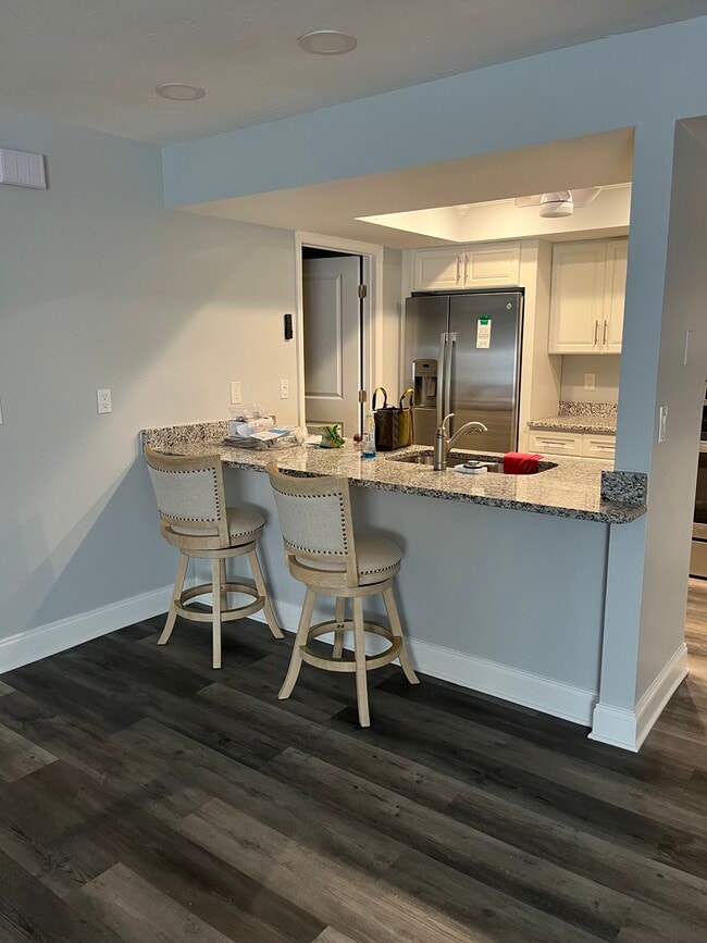 property at 85 Golfview Dr