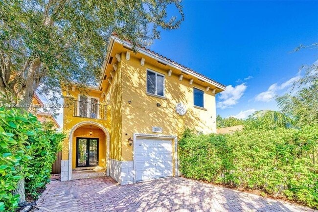 property at 3050 Elizabeth St