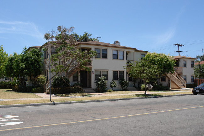 712-726 7th St in Coronado, CA - Building Photo - Building Photo