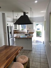 1710 Michigan Ave in Miami Beach, FL - Building Photo - Building Photo