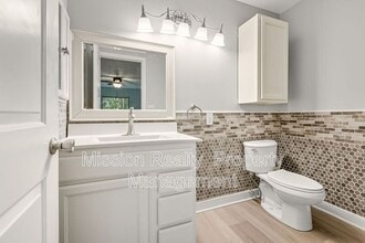2104 Turtle Run Dr in Richmond, VA - Building Photo - Building Photo
