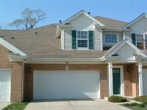 2516 Camberley Cir in Westchester, IL - Building Photo