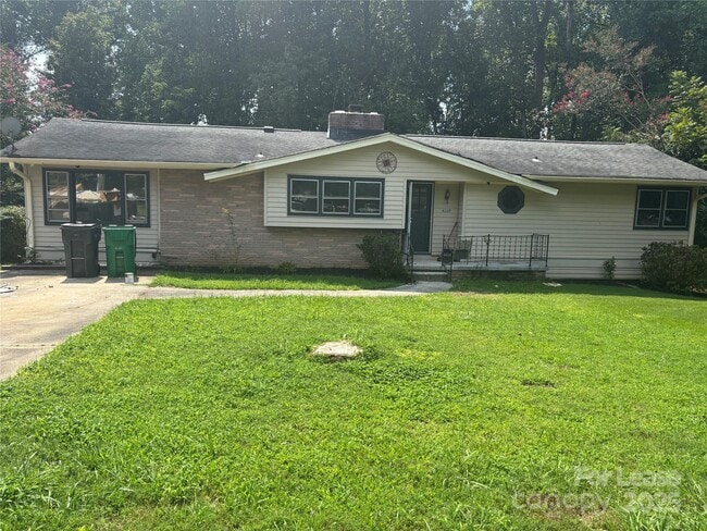 property at 6225 Branch Hill Cir