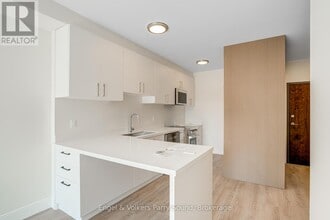 51-351 George St in Parry Sound, ON - Building Photo - Building Photo
