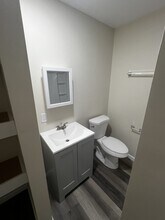 551 N Lee Ave in Beulaville, NC - Building Photo - Building Photo