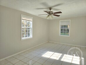 8601 Hurst Ave in Savannah, GA - Building Photo - Building Photo