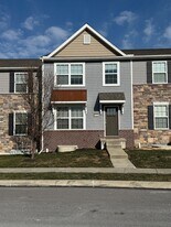 4235 Wild Orchid Ln in Enola, PA - Building Photo