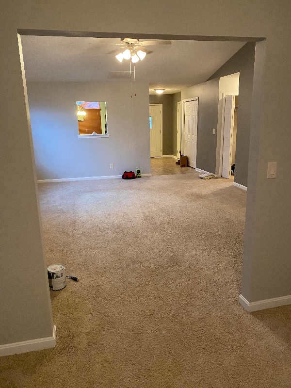 2709 Crownpoint Dr in Jeffersonville, IN - Foto de edificio - Building Photo