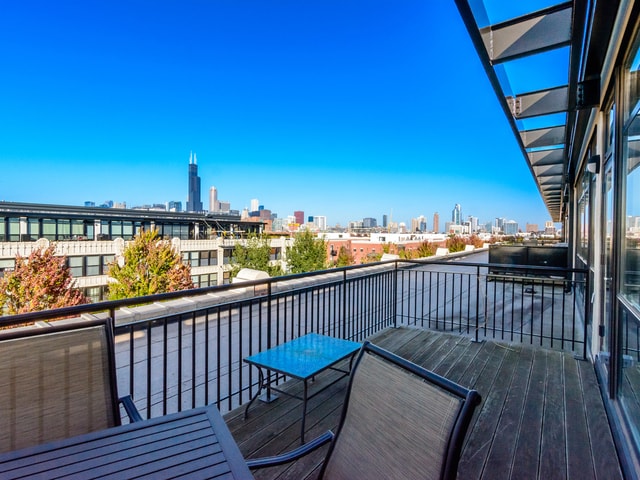 property at 1001 W 15th St