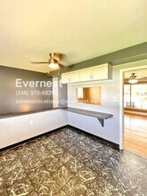 20550 Blackstone Ct in Detroit, MI - Building Photo - Building Photo