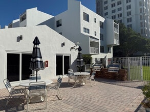 2840 NE 14th Street Causeway in Pompano Beach, FL - Foto de edificio - Building Photo