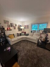 7 Charlesbank Rd, Unit 5 in Newton, MA - Building Photo - Building Photo