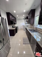 621 S Highland Ave in Los Angeles, CA - Building Photo - Building Photo