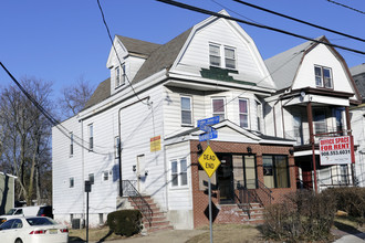 1233 Clinton Ave in Irvington, NJ - Building Photo - Building Photo