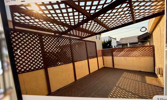 1921 Harriman Ln, Unit 2 in Redondo Beach, CA - Building Photo - Building Photo