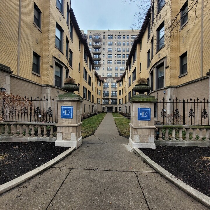 5513 S Everett Ave in Chicago, IL - Building Photo