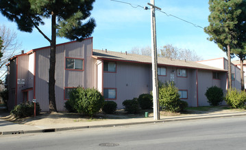 784-792 Garner Ave in Salinas, CA - Building Photo - Building Photo