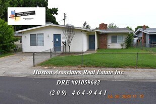3936 Dennis Ave in Stockton, CA - Building Photo