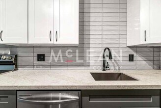 2809 N Los Felices Rd in Palm Springs, CA - Building Photo - Building Photo