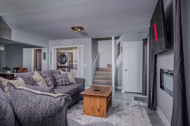 property at 3407 Venice Ave