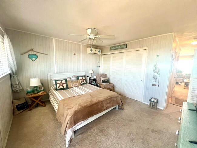 459 Dune Rd in Westhampton Beach, NY - Building Photo - Building Photo