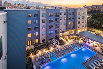 Edge 1909 in Pittsburgh, PA - Foto de edificio - Building Photo