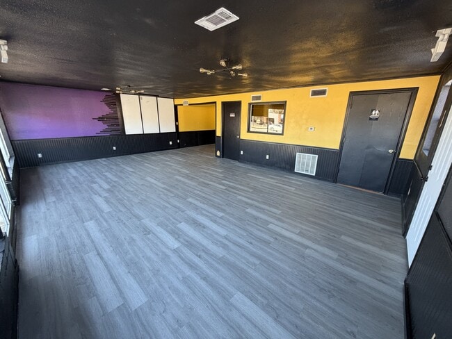 2105 N Broadway St in Poteau, OK - Building Photo - Building Photo