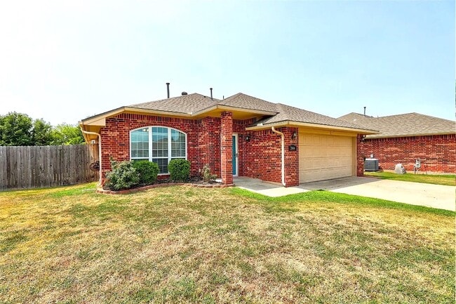 2404 Deer Chase Dr in Norman, OK - Building Photo - Building Photo
