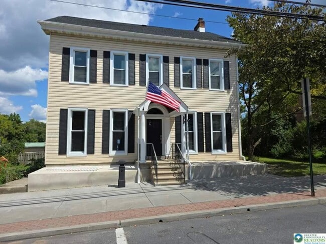 property at 121 S Main St