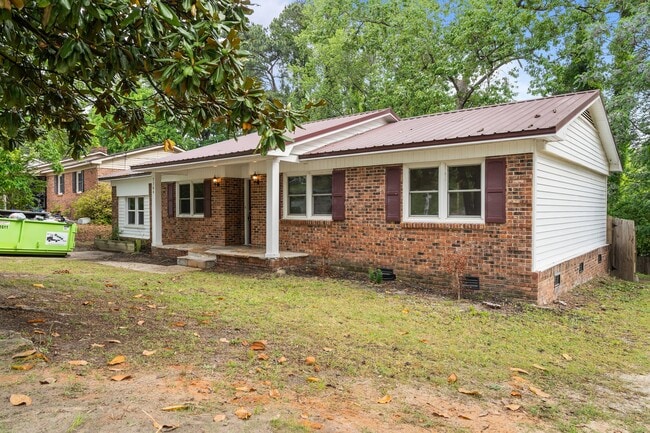 5364 Silver Pine Dr in Fayetteville, NC - Building Photo - Building Photo