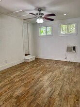 814 1/2 W 21st St in Houston, TX - Building Photo - Building Photo