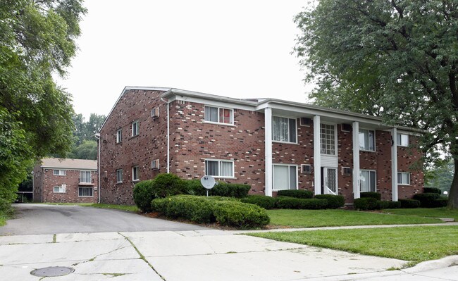 Montie Park Apartments in Lincoln Park, MI - Building Photo - Building Photo