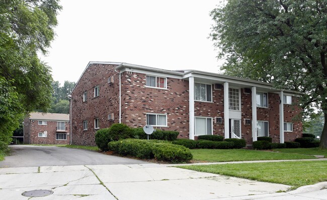 Montie Park Apartments in Lincoln Park, MI - Foto de edificio - Building Photo