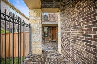 17302 Milrig Ct in Richmond, TX - Building Photo - Building Photo