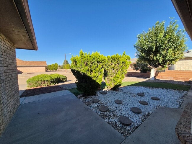 744 Montwood Ct in Alamogordo, NM - Building Photo - Building Photo