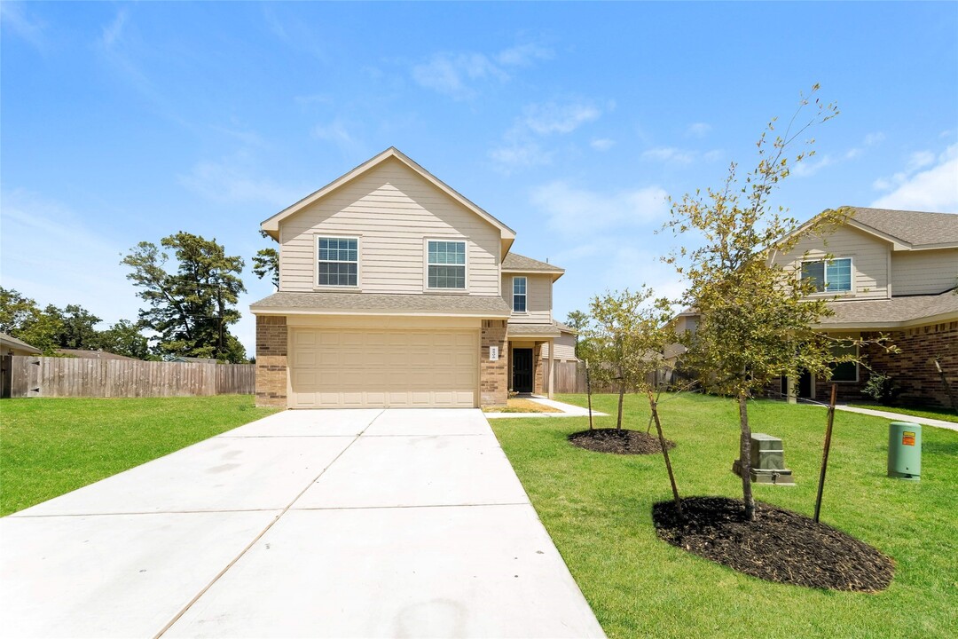 8806 J C Oaks Cir in Houston, TX - Building Photo