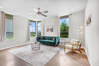 5325 Sendero Hills Pkwy in Austin, TX - Building Photo - Building Photo
