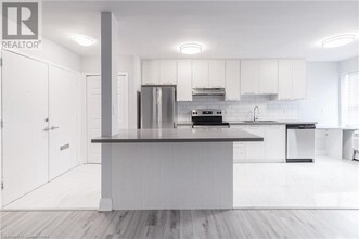 579 Clare Ave in Welland, ON - Building Photo - Building Photo