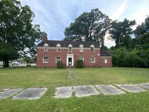 107 Bragg St NE in Wilson, NC - Building Photo - Building Photo