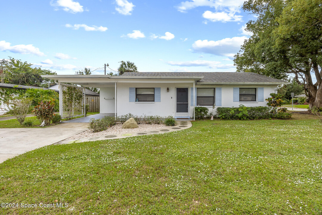 1801 Baylor Ct in Cocoa, FL - Building Photo