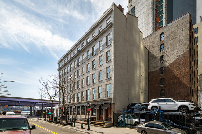 170 John St in New York, NY - Foto de edificio - Building Photo