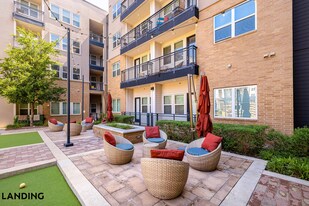 6107 E Riverside Dr, Unit 470 in Austin, TX - Building Photo