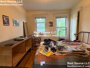 19-21 Sartwell Ave. Unit 3 in Somerville, MA - Building Photo - Building Photo