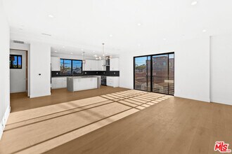 8900 Sawyer St in Los Angeles, CA - Building Photo - Building Photo