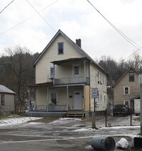 Building Photo - 223 S Main St Apartments in Gloversville, New York