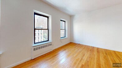 947 1st Ave in New York, NY - Building Photo - Building Photo