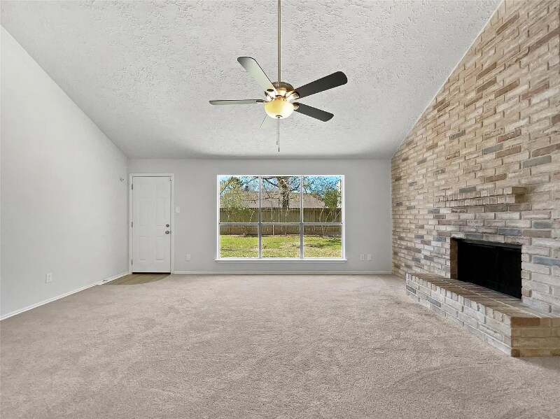 5310 Windsong Trail in Houston, TX - Building Photo