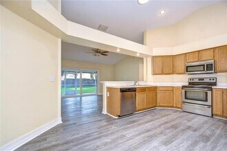 18511 Field Club Way in Tampa, FL - Building Photo - Building Photo