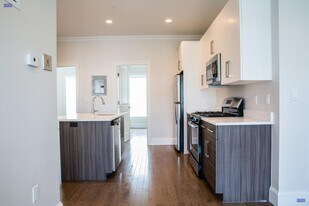16 Harvard Ter, Unit 2 in Boston, MA - Building Photo