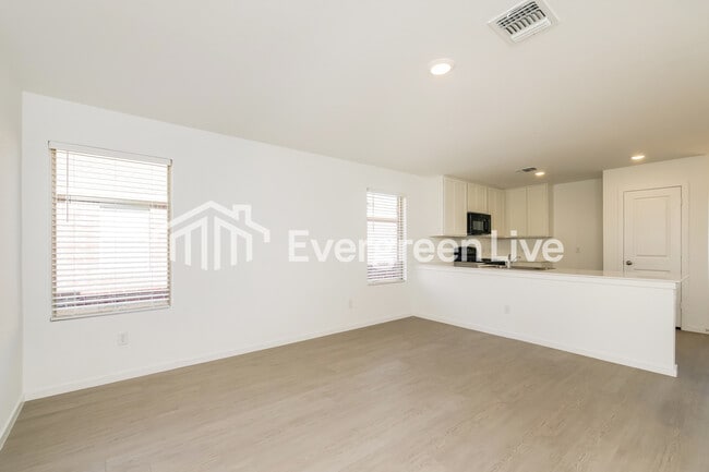 12524 Huntington Rdg Wy in Oklahoma City, OK - Building Photo - Building Photo